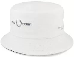 Eversible Snow White/Navy Bucket - Fred Perry