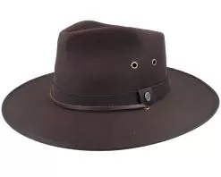 Oilcloth Aussie Brown Traveller - Jaxon & James